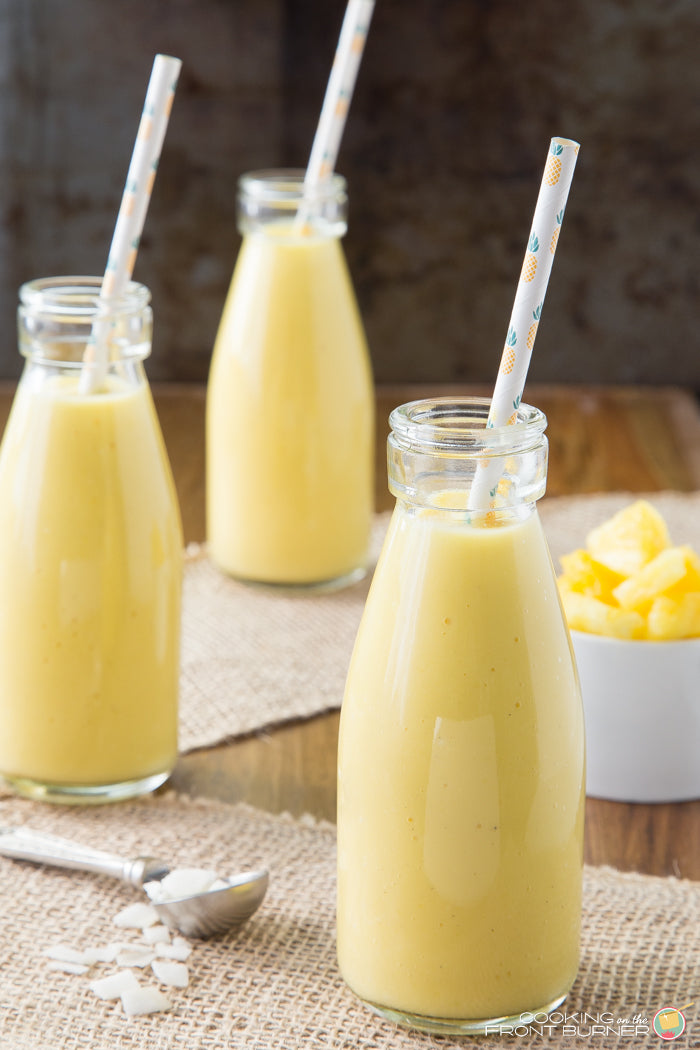 Healthy Pineapple Smoothie with Banana